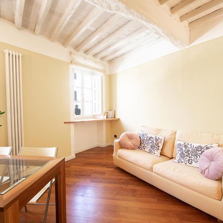 A Casa Di Irene Appartement Lucca Buitenkant foto